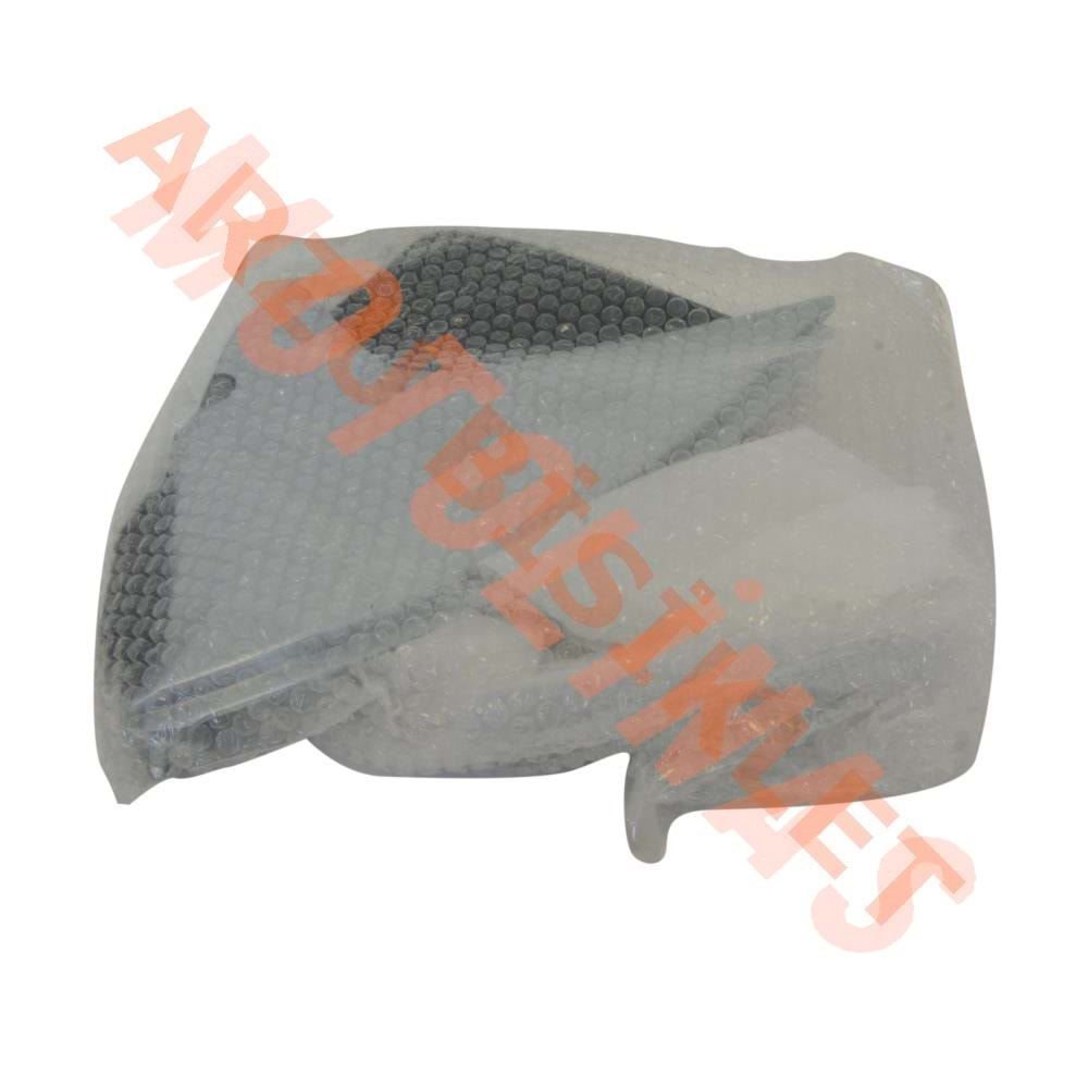 YAN KAPAK [GÜMÜŞ] [TAKIM] CBF 150