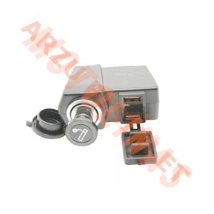 USB ŞARJ CİHAZI VE ÇAKMAKLIK - GÖSTERGELİ